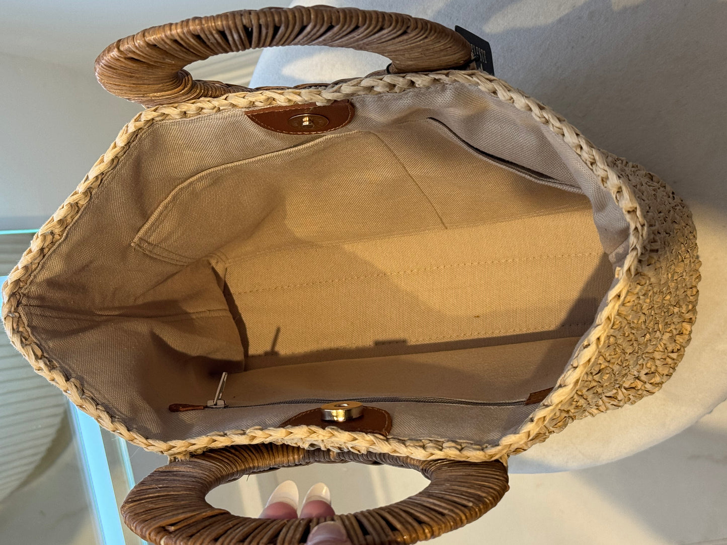 Fimka - Handmade Woven Bag With Wood Handle