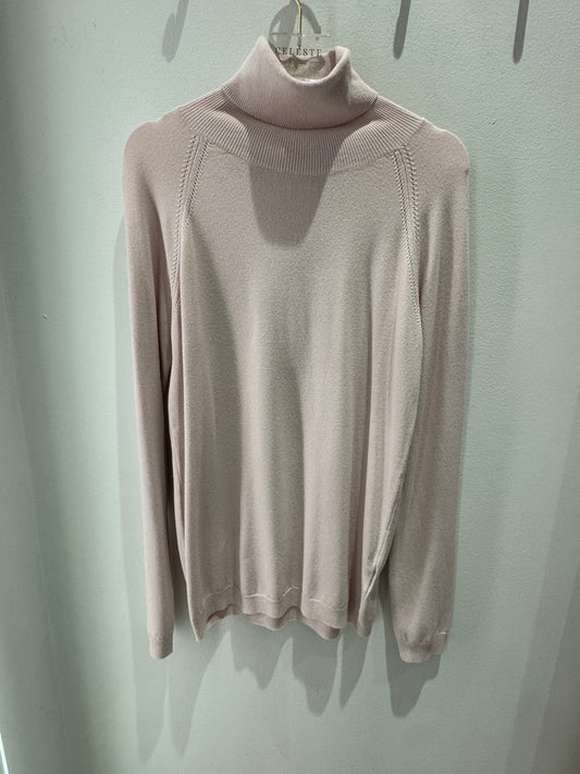 Ecla - Pink Turtleneck