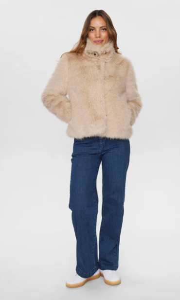 Numph - Nuwindy Jacket Sesame