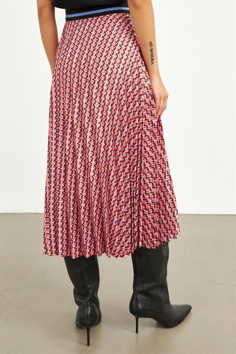 Red Skirt - Setre